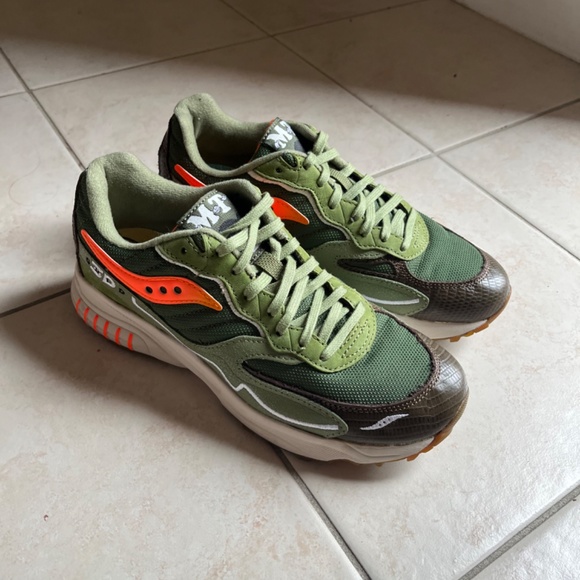 Saucony x Maybe Tomorrow 3D Grid Hurricane - Picture 2 of 5